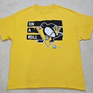 Pittsburgh Penguins Hockey T Shirt Men Large Yellow On A Roll Graphic Tee